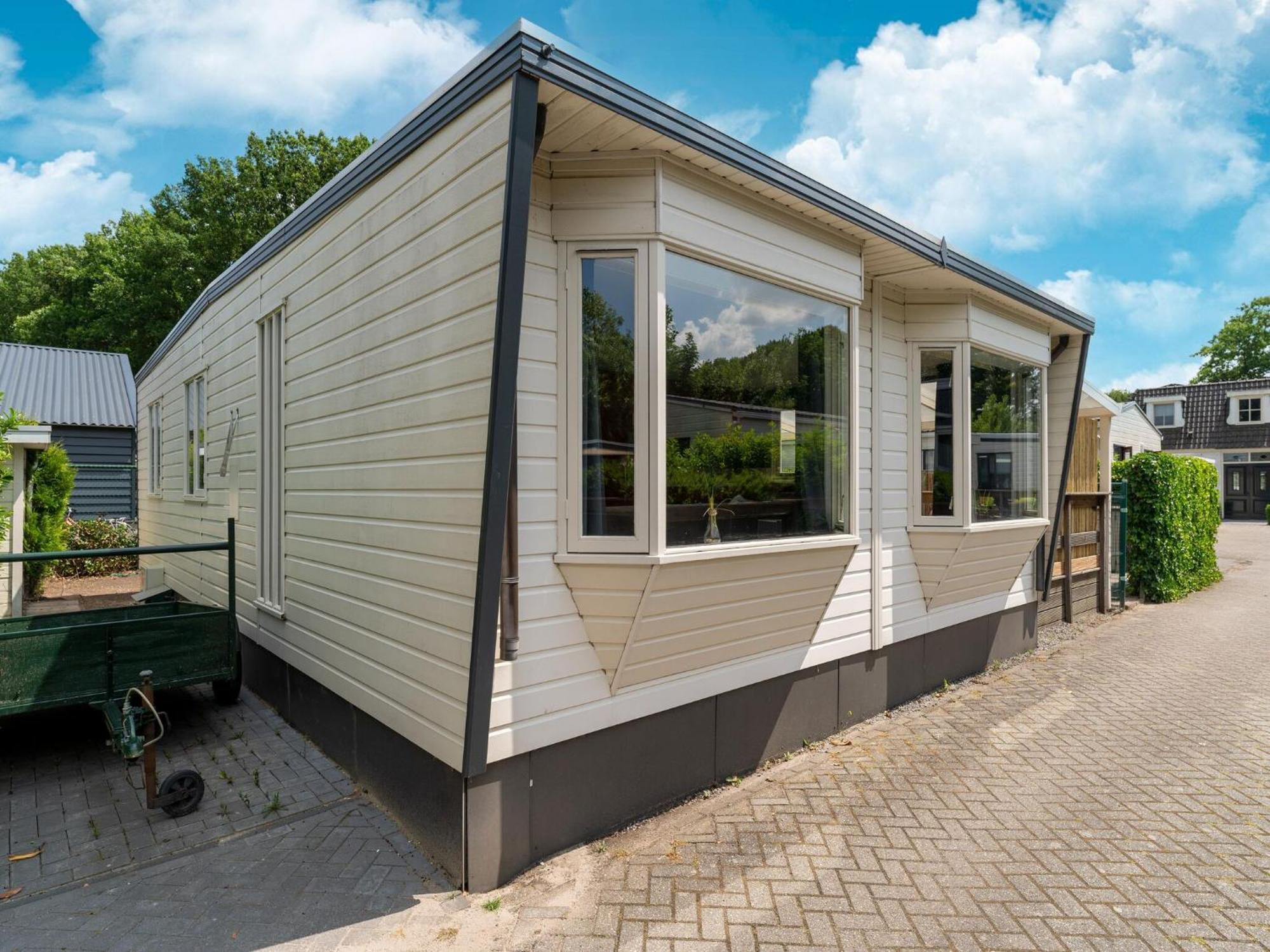 Charming Holiday Home in Kaatsheuvel near Efteling Buitenkant foto